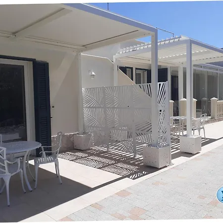 La Lanterna Delle Fate Bed and Breakfast Οτράντο