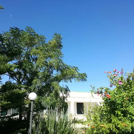 La Lanterna Delle Fate Bed and Breakfast