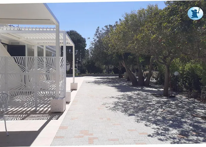 Oda ve Kahvaltı La Lanterna Delle Fate Otranto