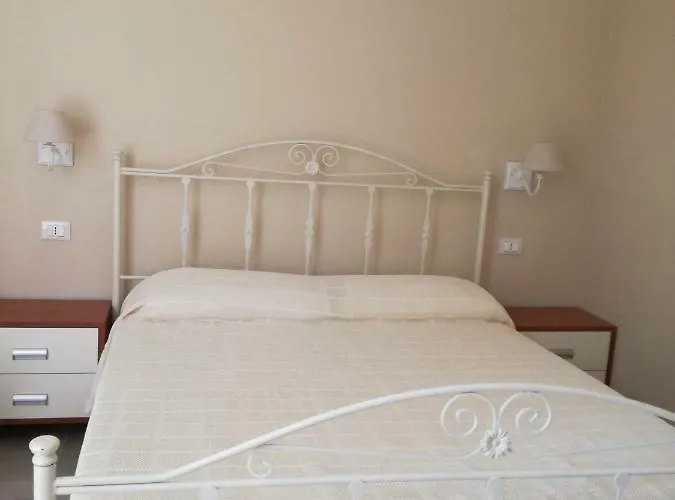 La Lanterna Delle Fate Oda ve Kahvaltı Otranto